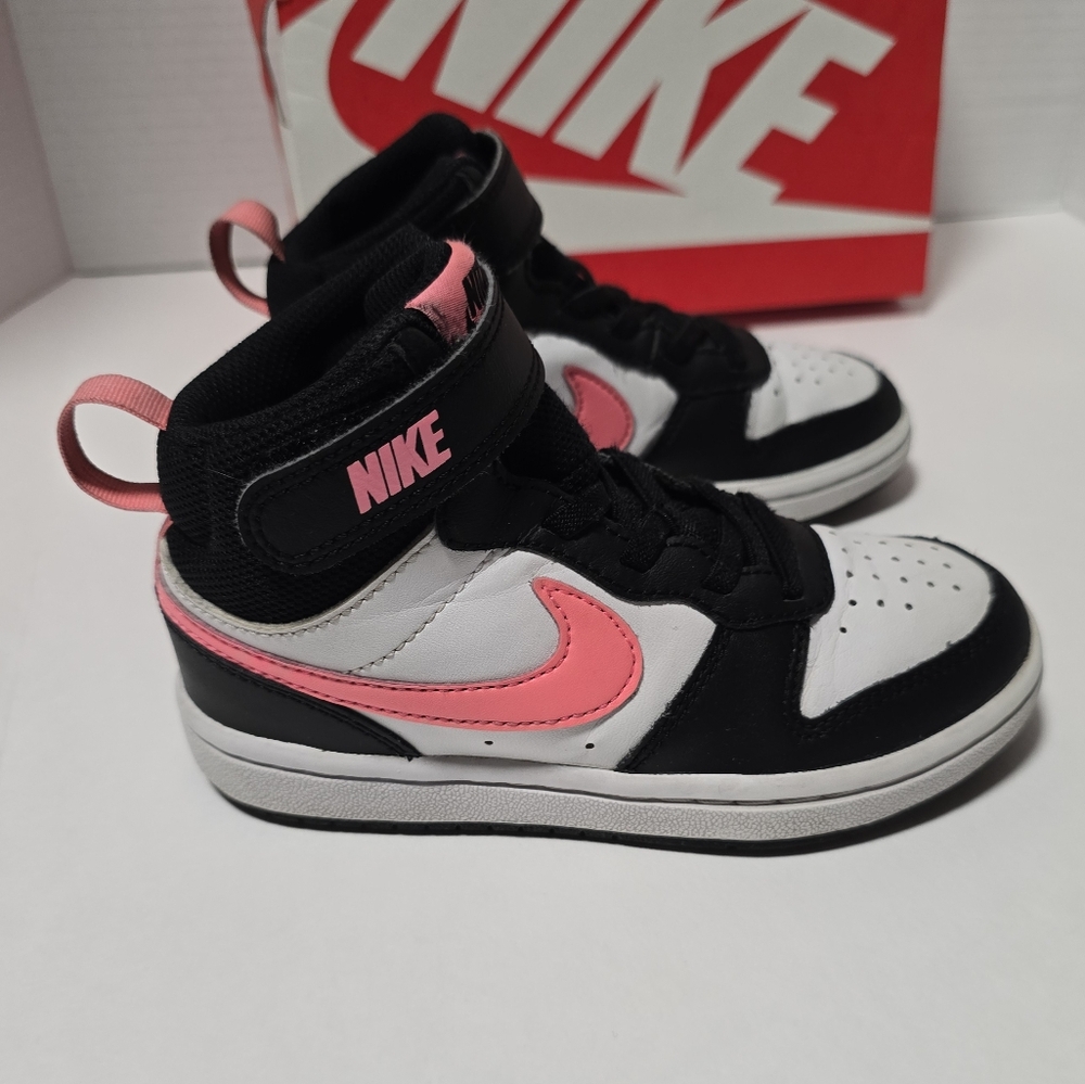 Nike Kids' Size 11C Black and Pink Sneakers - Picture 5 of 14